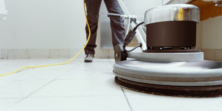 Förläng golvets livslängd med miljövänlig golvvård från Ångtvättbilen
